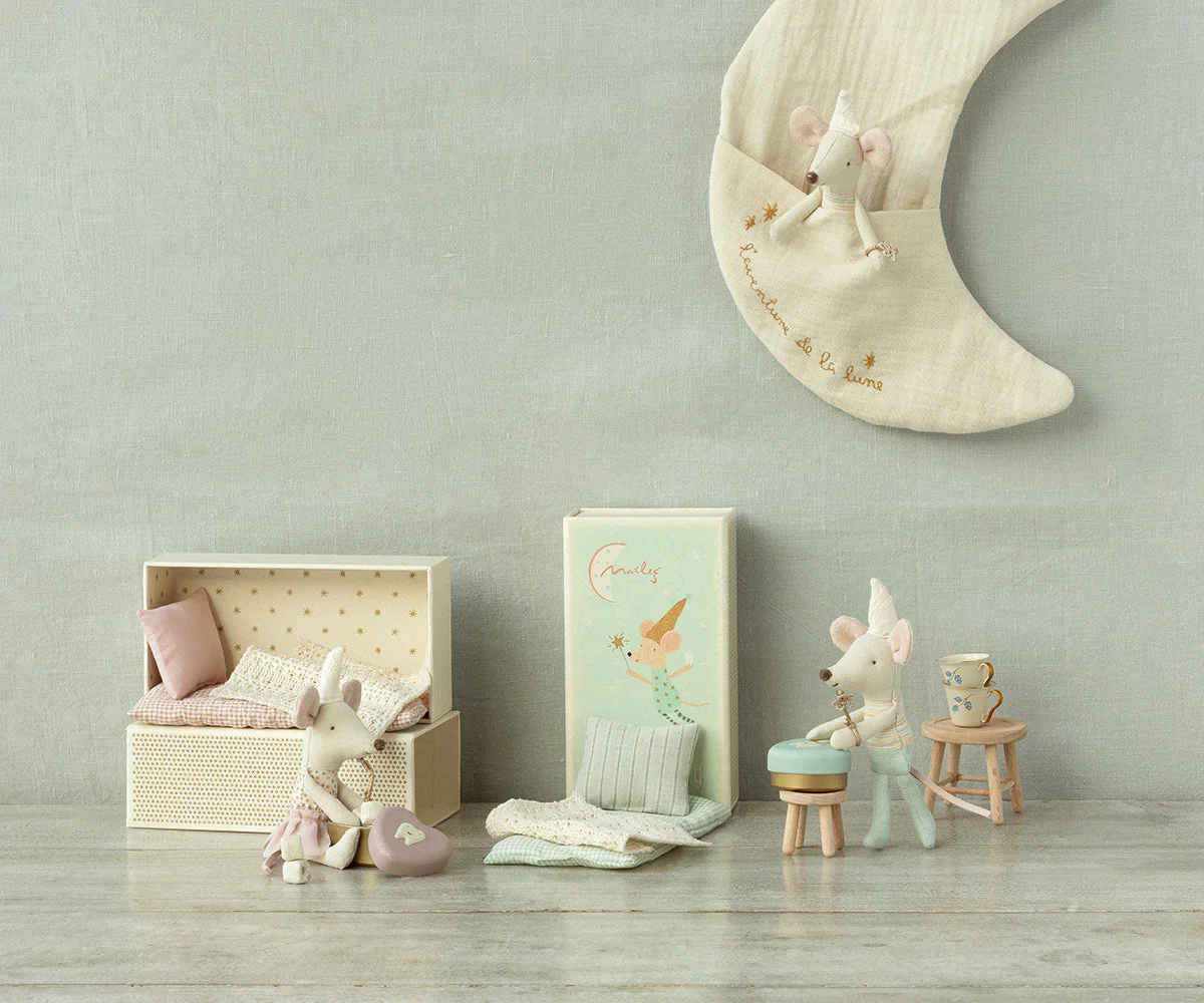Tooth Fairy Mouse, Little Brother in Matchbox by Maileg - Image 4