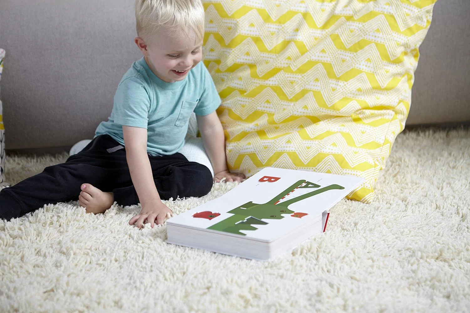 Touch Think Learn: ABC - Board Book - Image 2