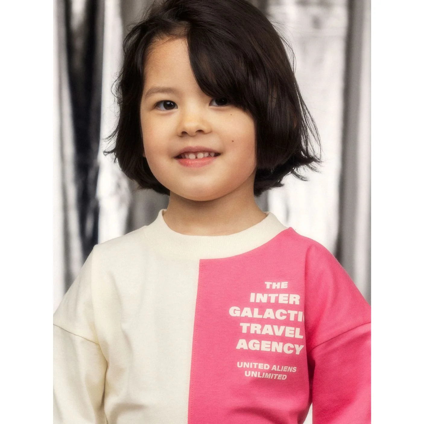 Travel Agency Split Color Short Sleeve T-Shirt by Mini Rodini - Image 2