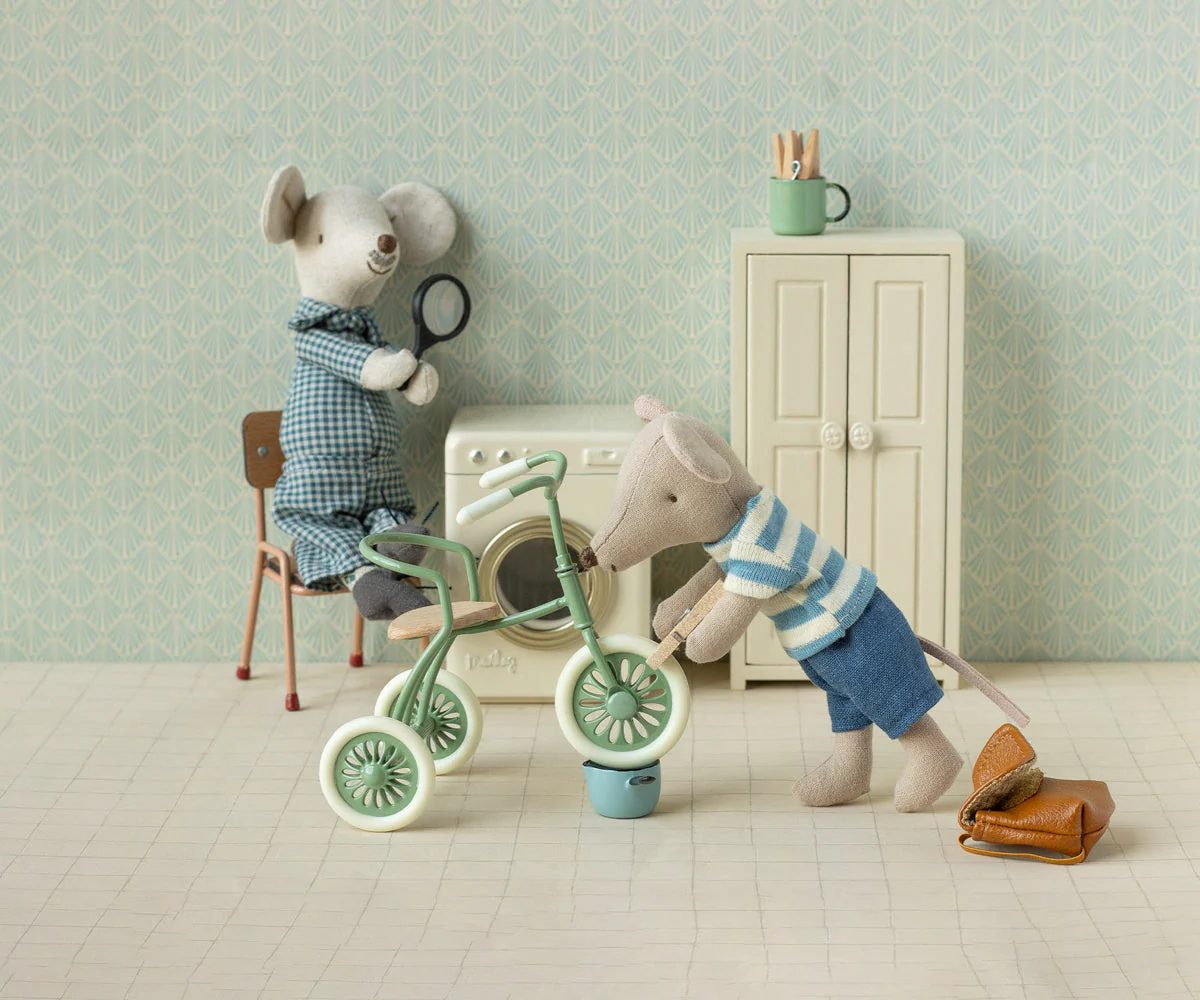 Tricycle Mouse, Big Brother - Brown by Maileg - Image 2
