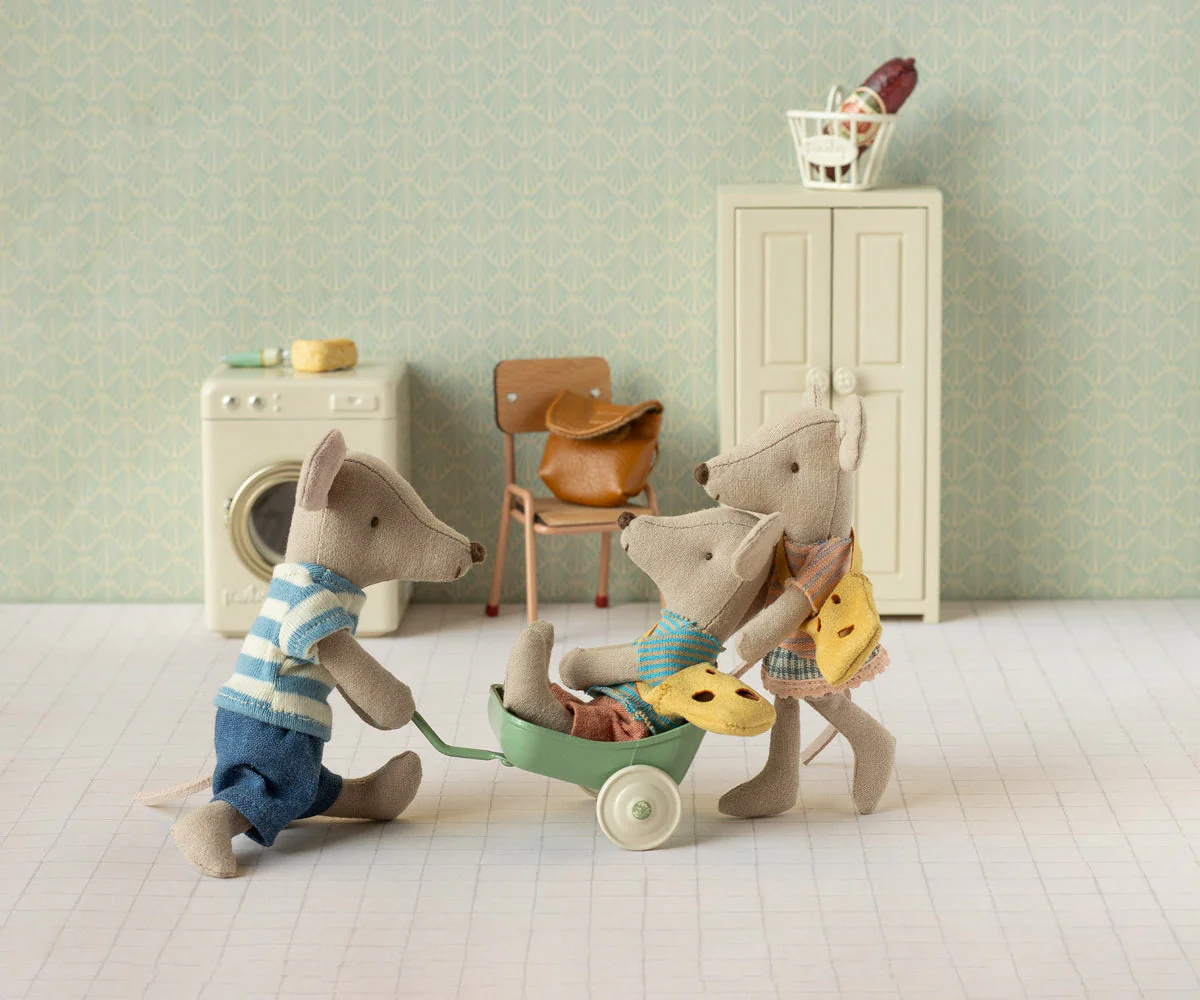 Tricycle Mouse, Big Brother - Brown by Maileg - Image 3