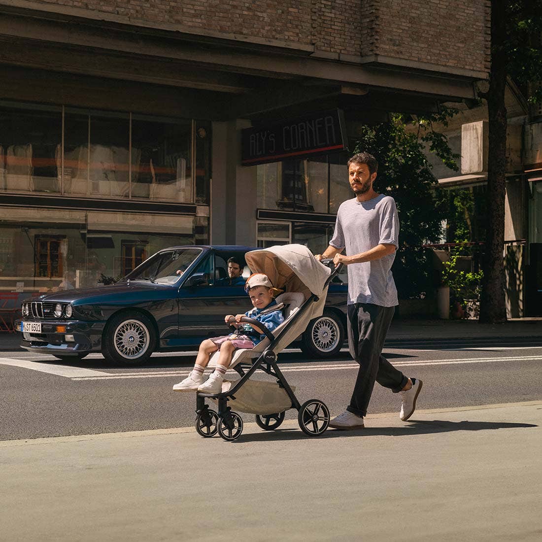 TRVL LX with Carry Bag by Nuna - Image 9
