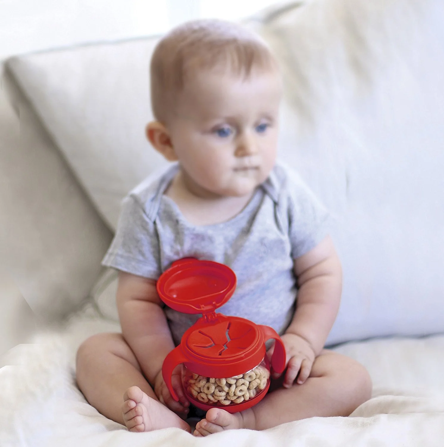 Ubbi Tweat Snack Container - Red - Image 2