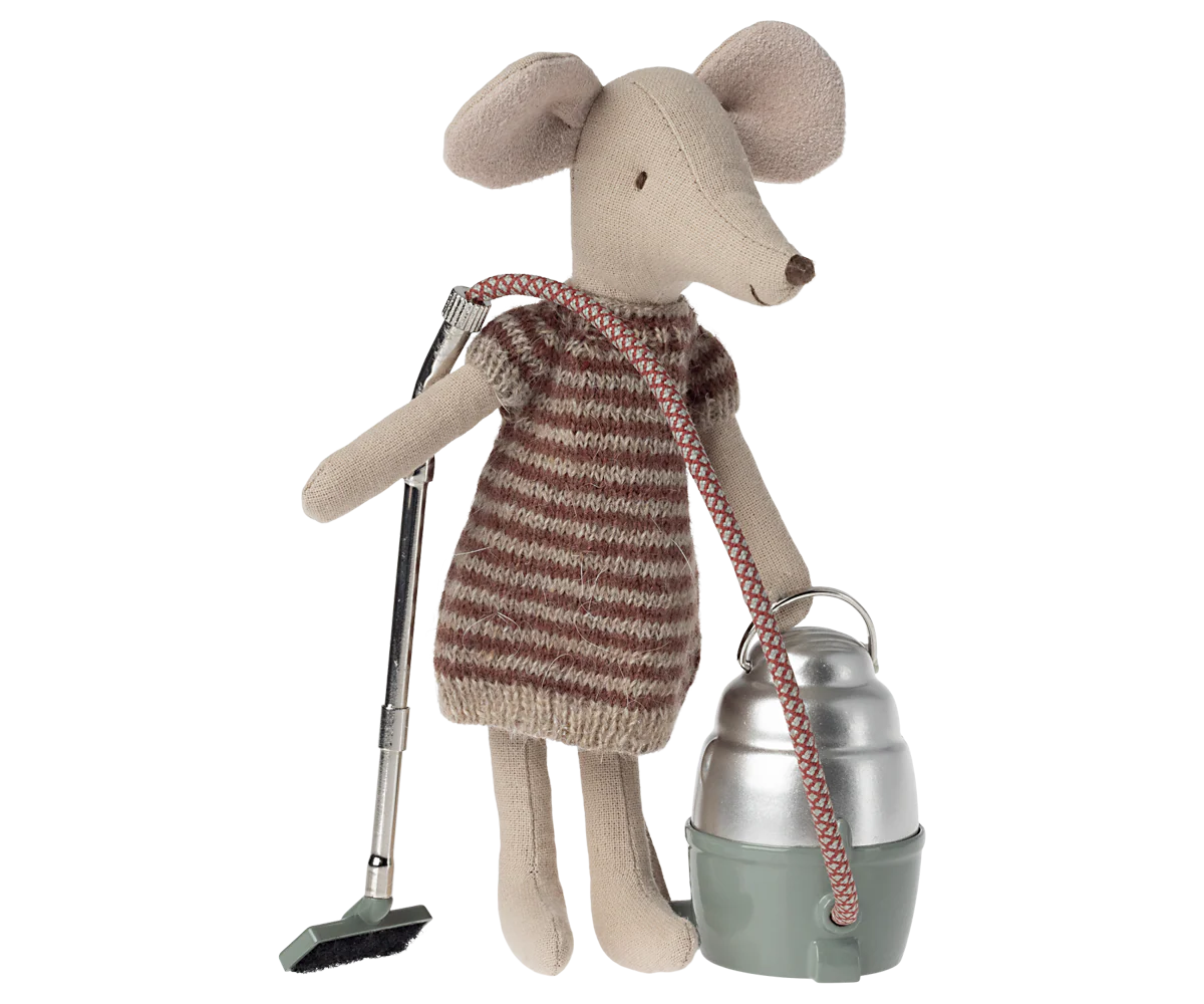Vacuum Cleaner, Mouse by Maileg - Image 7