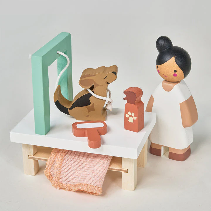 Waggy Tails Dog Salon by Tender Leaf Toys - Image 4