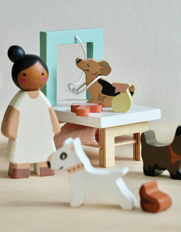Waggy Tails Dog Salon by Tender Leaf Toys - Image 6