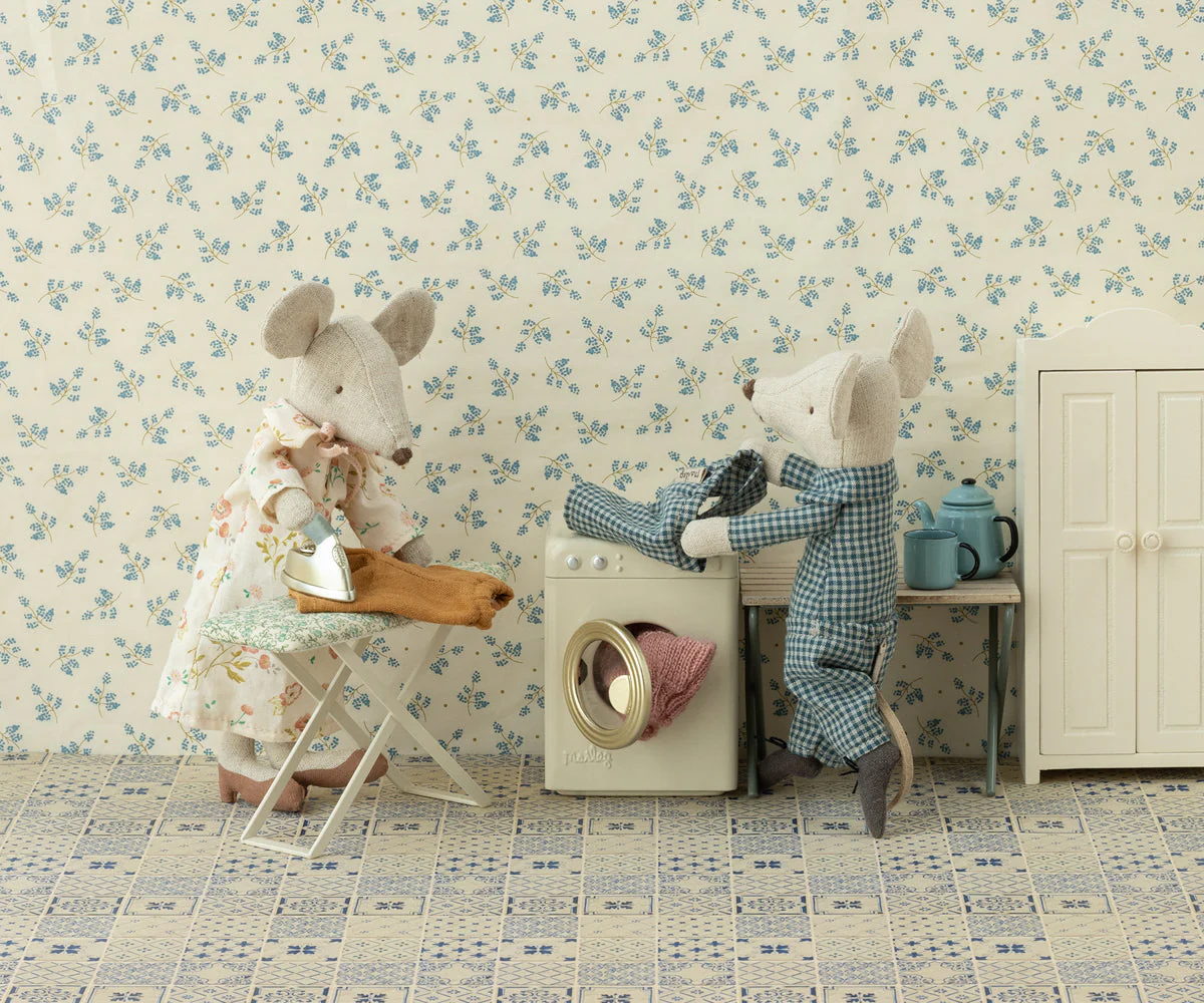 Washing Machine, Mouse by Maileg - Image 2