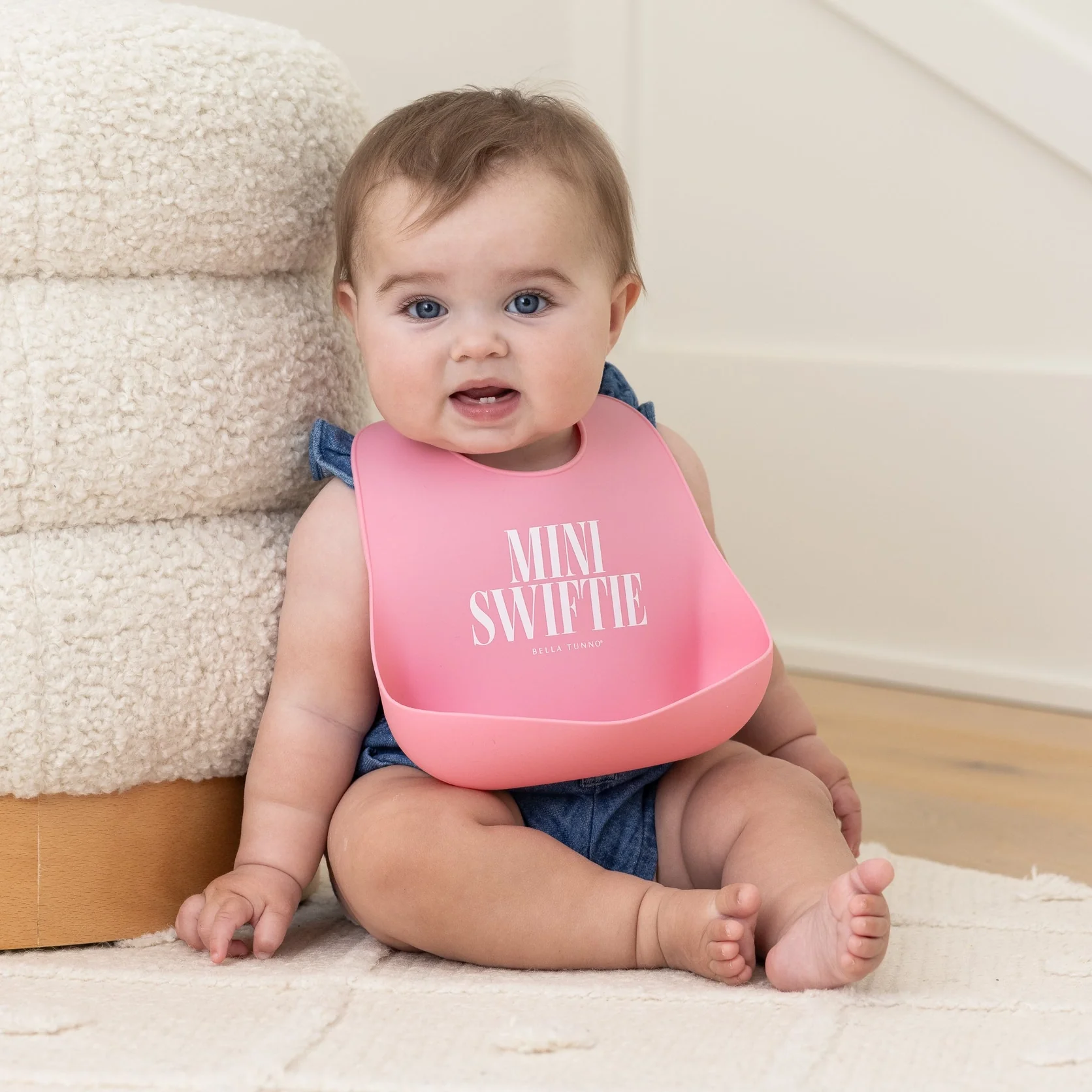 Wonder Bib - Mini Swiftie by Bella Tunno - Image 2