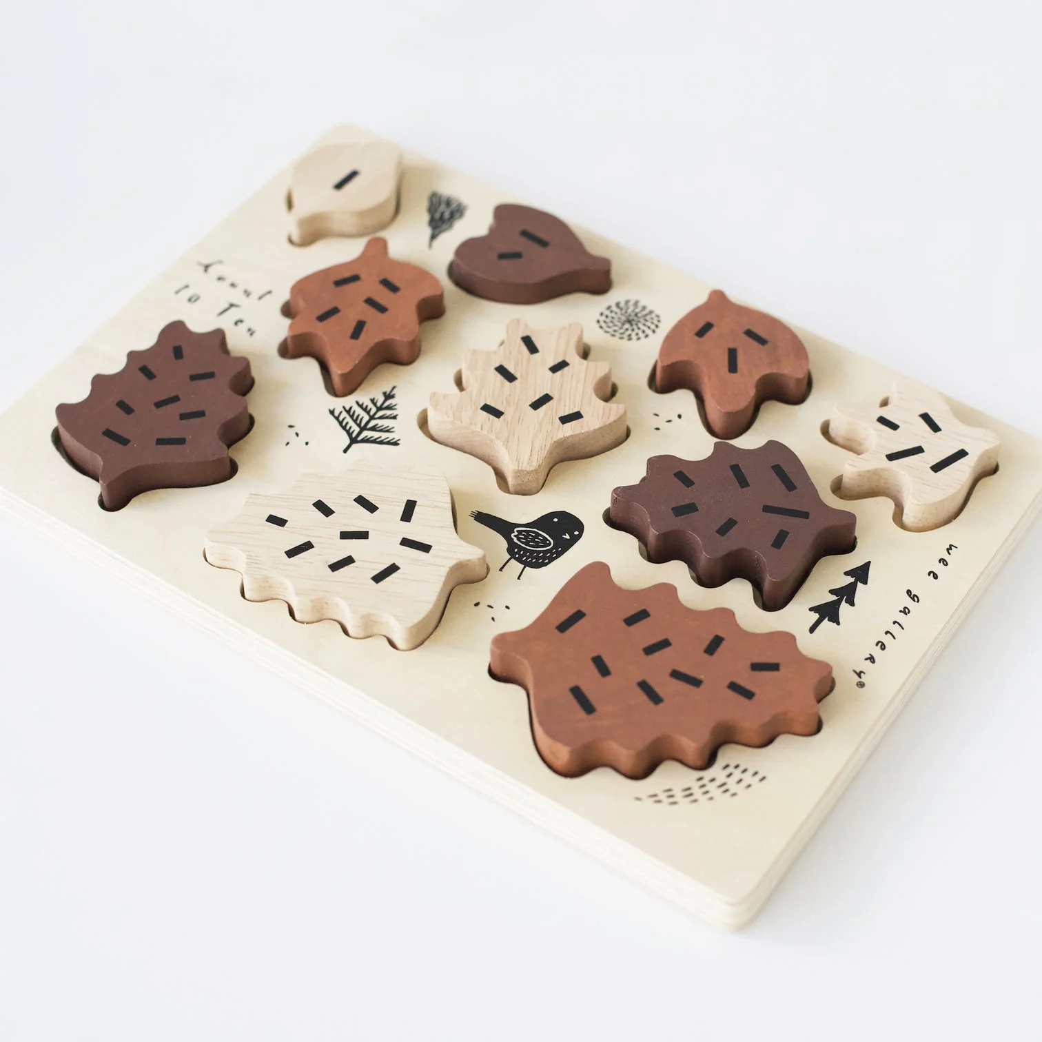 Wooden Tray Puzzle - Count to 10 Leaves by Wee Gallery - Image 3