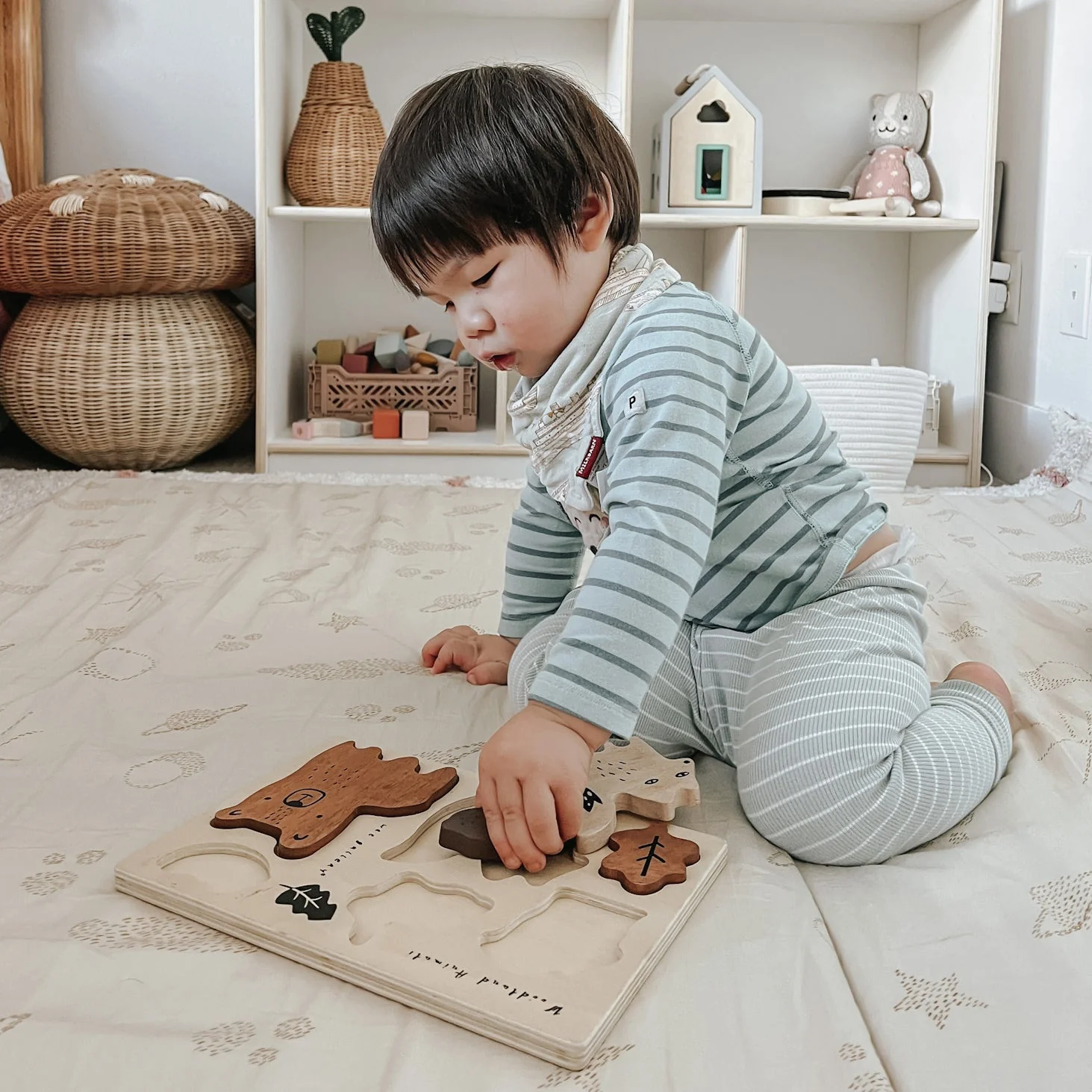 Wooden Tray Puzzle - Woodland Animals by Wee Gallery - Image 6