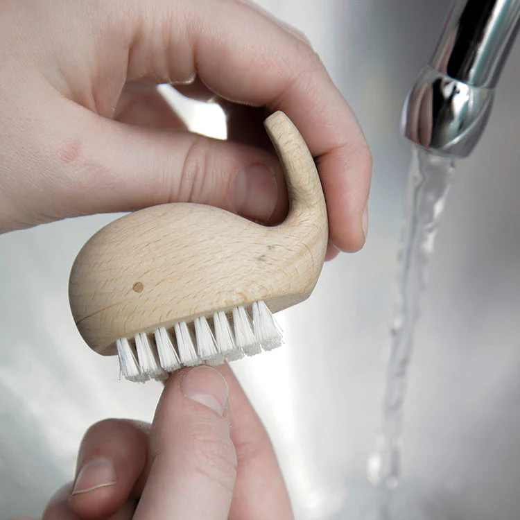 Wooden Whale Nail Brush by Kikkerland - Image 2