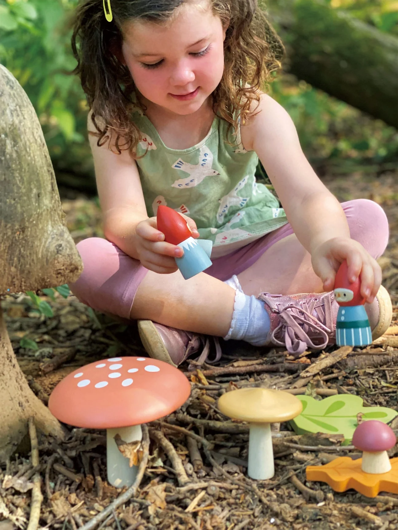 Woodland Gnome Family by Tender Leaf Toys - Image 11