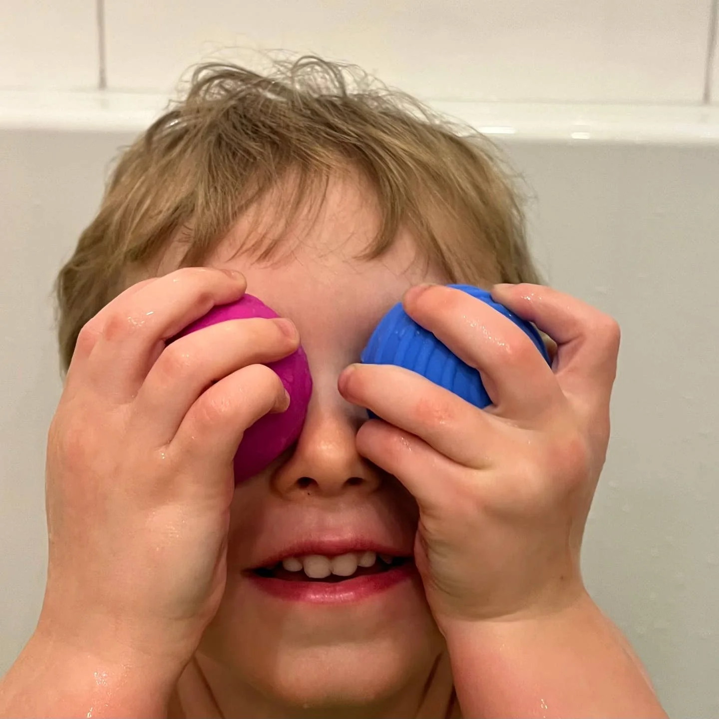 Wooshlz Sensory Bath Shakers by Mobi Games - Image 4